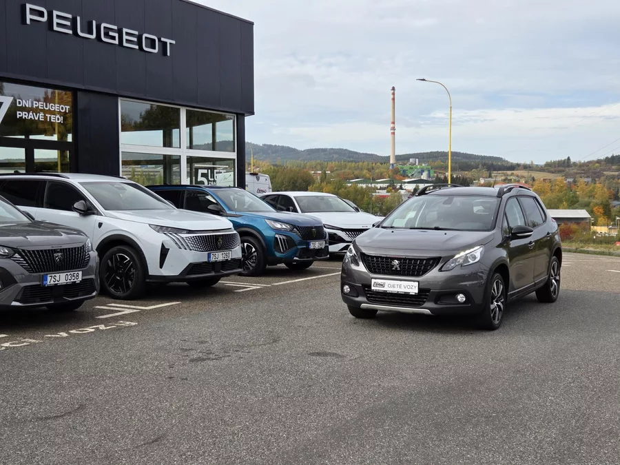 Peugeot 2008 1.2 PT 130 GT line MAN 6