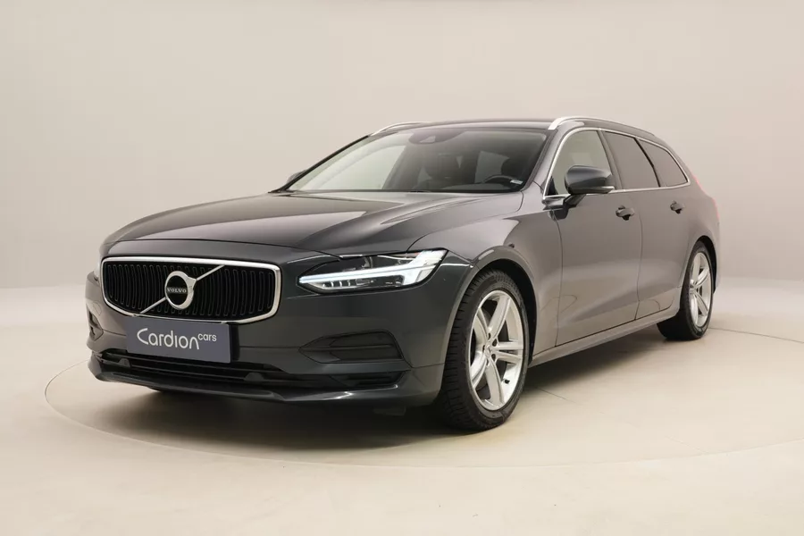 Volvo V90 D4 MOMENTUM AUT