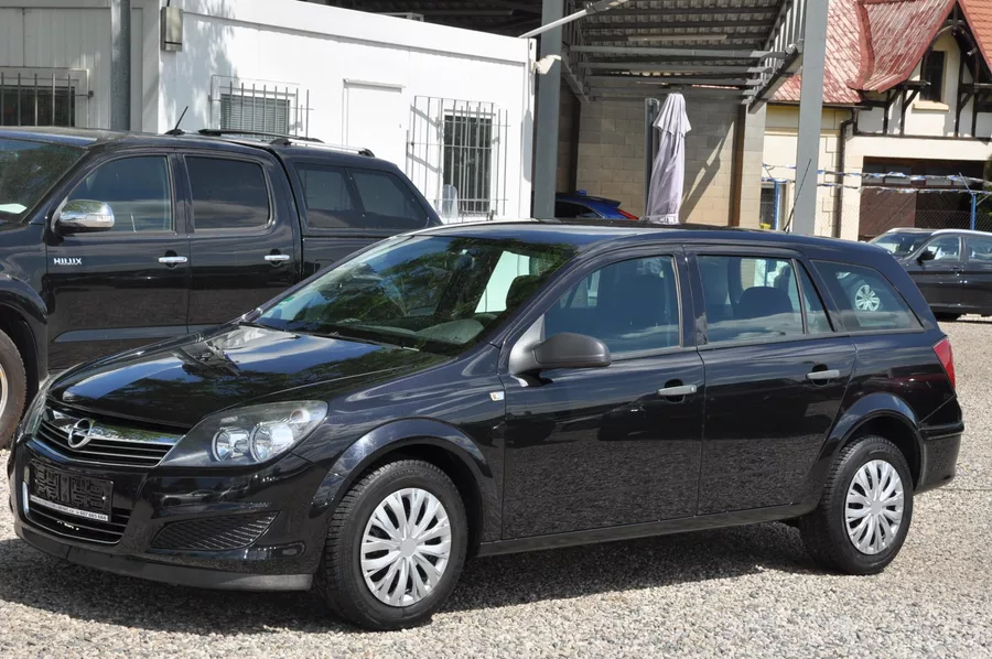 Opel Astra 1.4i 66kW KOMBI