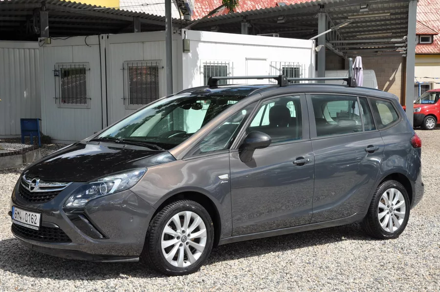 Opel Zafira TOURER 2.0CDTi 121kW Active