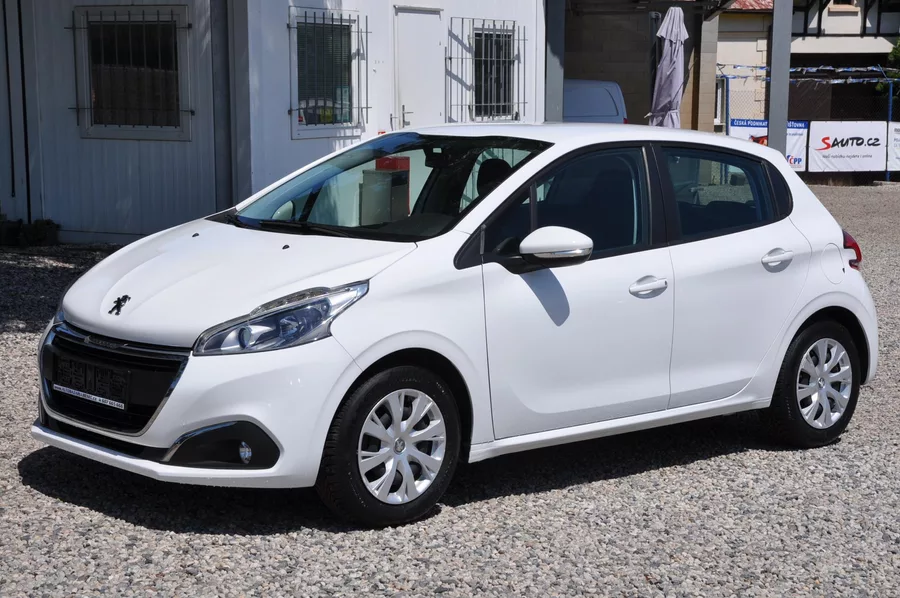Peugeot 208 1.2i 60kW