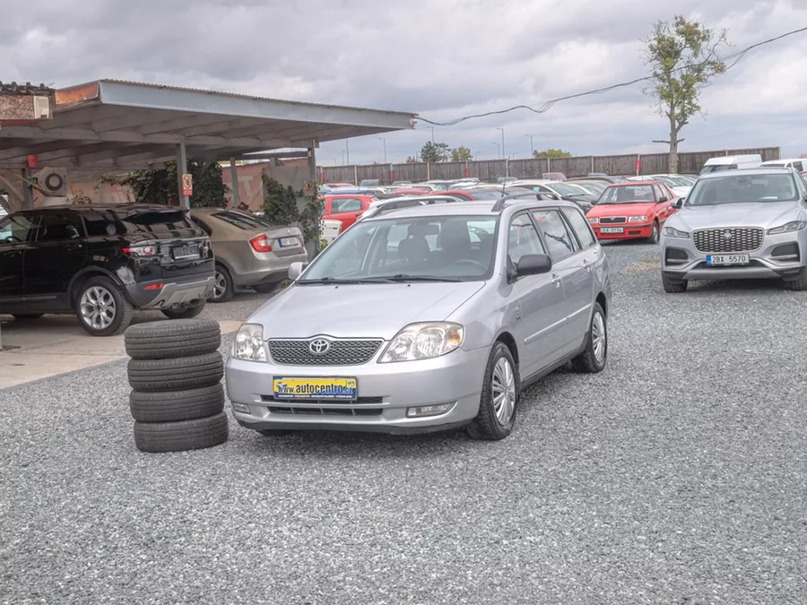 Toyota Corolla ČR 1.6i 16V 81KW – 2x PNEU