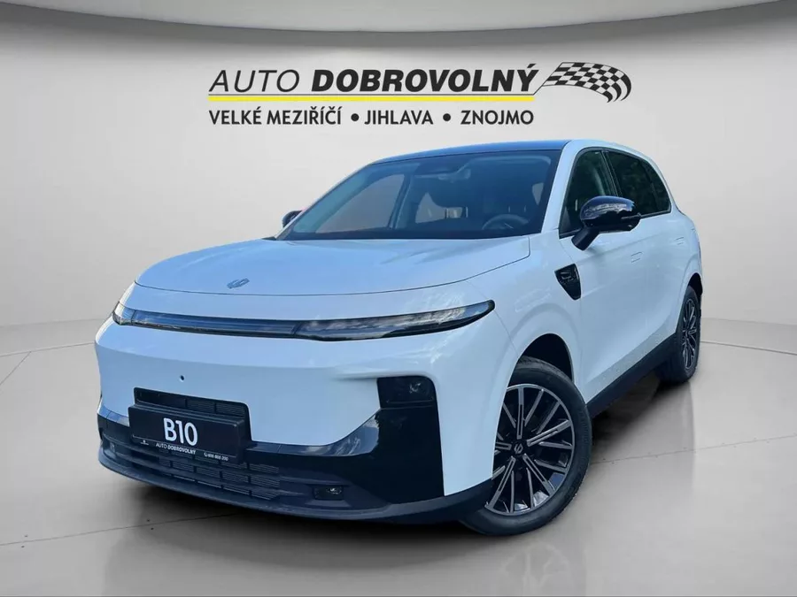 Leapmotor B10 Design hybrid EV baterie 18,8k