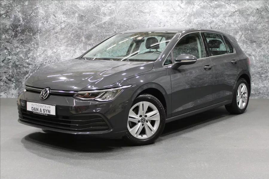 Volkswagen Golf 1,0 TSI Life CZ původ