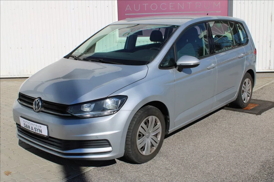 Volkswagen Touran 1,2 TSI 7 míst, navi, serv.kni