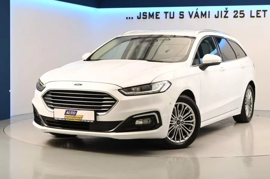 Ford Mondeo 2.0 LED SONY ACC Tažné Kamera