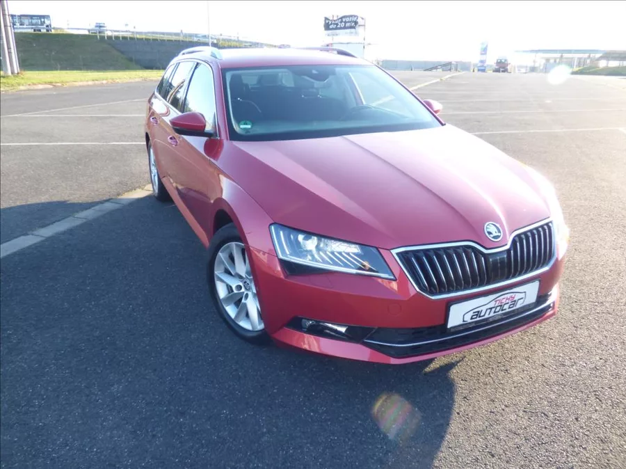 Škoda Superb 2,0 TDI DSG,Bi-Xenon,model 201