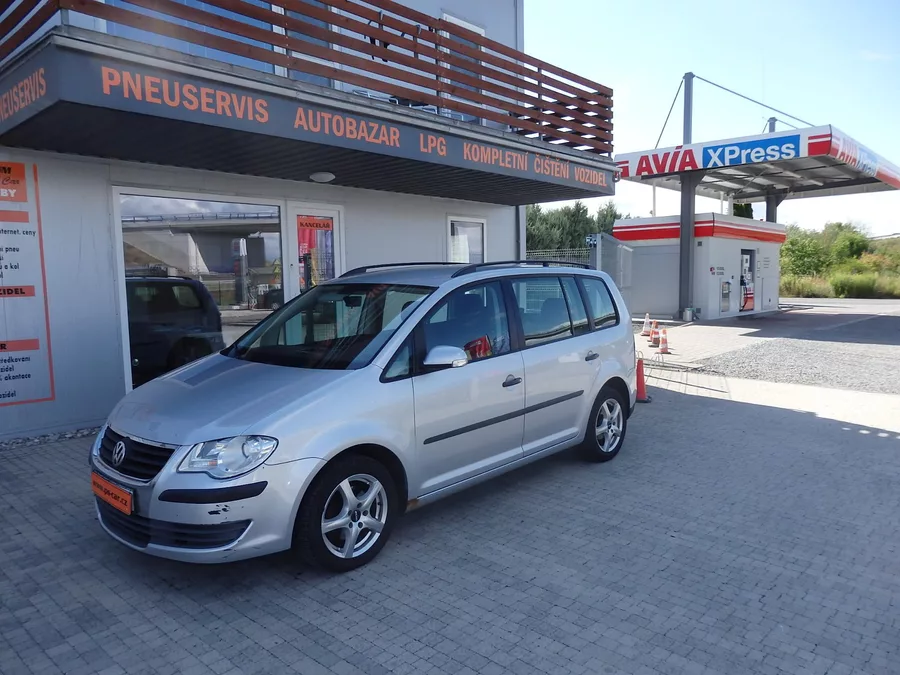 Volkswagen Touran 1,9TDi 77kW KLIMA, ZÁVĚS
