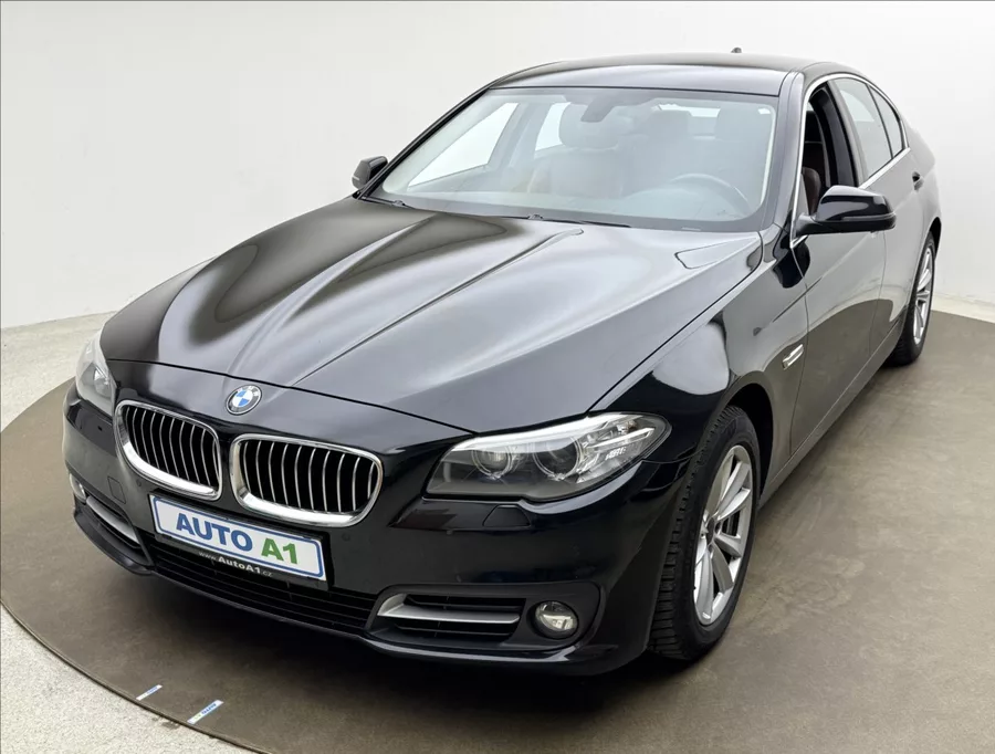 BMW Řada 5 2,0 4X4 KŮŽE SERVIS KAMERA ČR