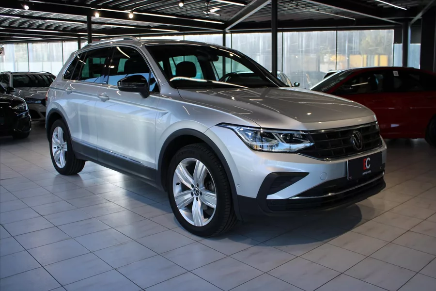 Volkswagen Tiguan TDi DSG 4MOTION IQ.Light/ACC/T