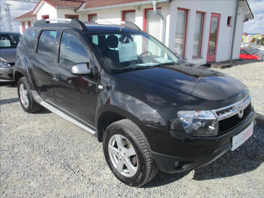 Dacia Duster 1,5 DCi, klima,serviska,tažné,
