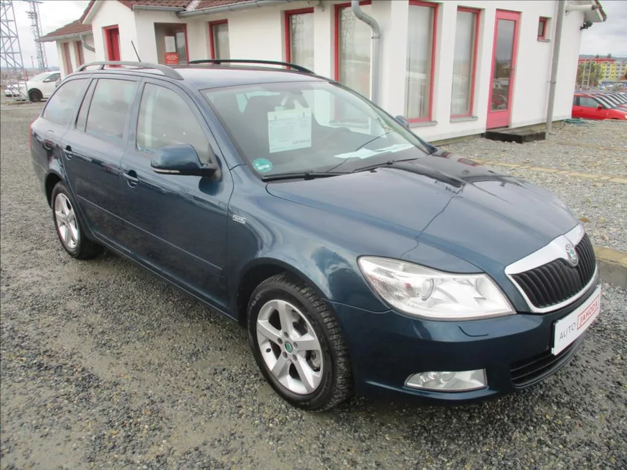 Škoda Octavia 1,4 TSI, digiklima, servis,