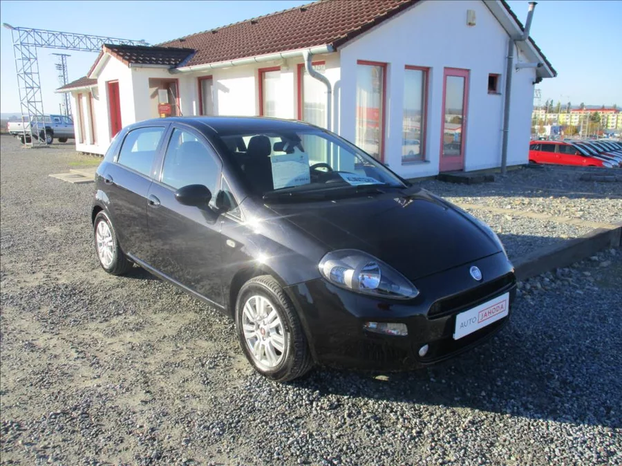 Fiat Punto 1,2 i, aut.klima,servis,1.maj,