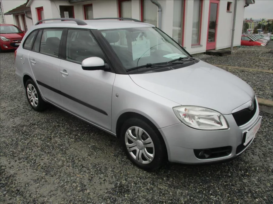 Škoda Fabia 1,2 i, digiklima, serviska, - foto 3