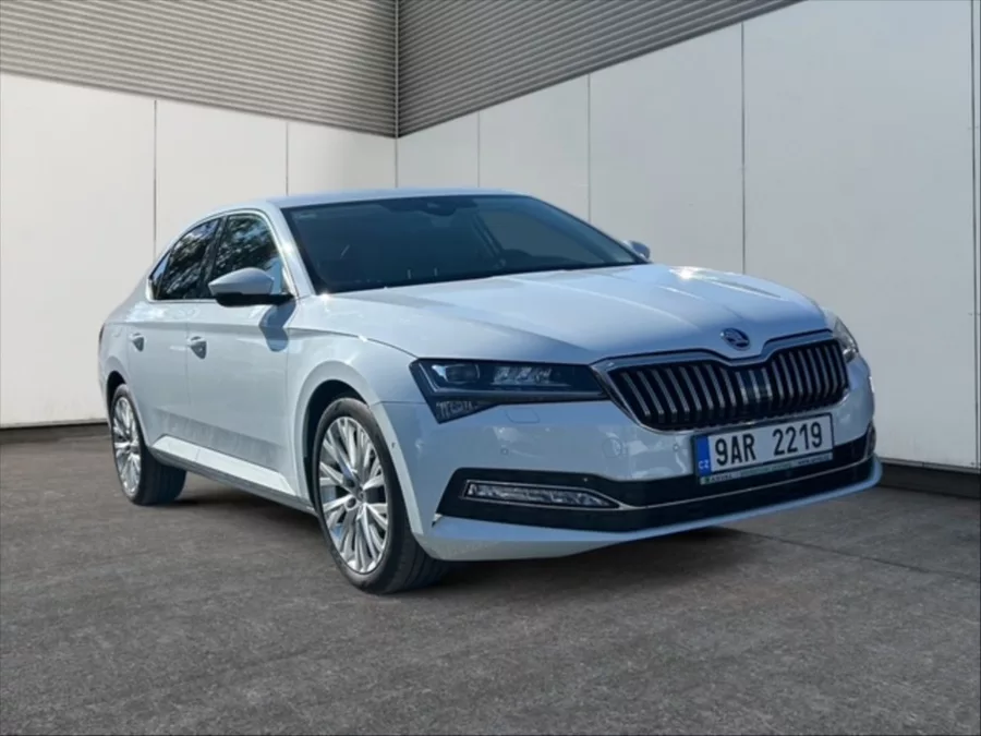 Škoda Superb 2,0 TSI 206 Style 4x4 AT