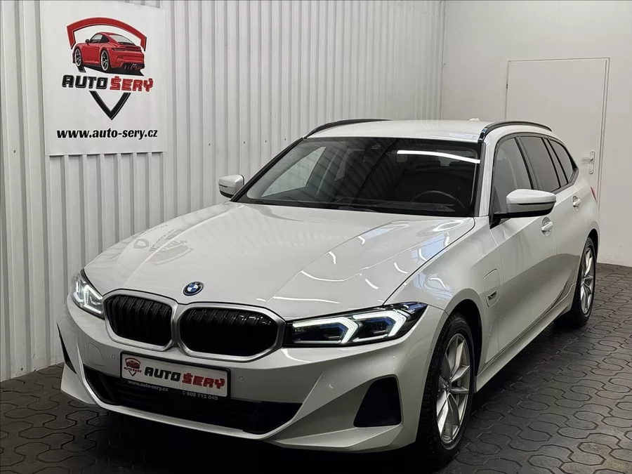 BMW Řada 3 330E 215kW XDRIVE TAŽNÉ 2XALU