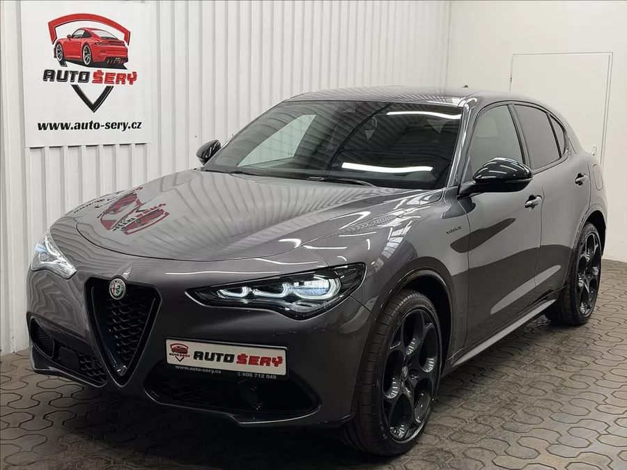 Alfa Romeo Stelvio VELOCE 154kW Q4 H&K LED R21