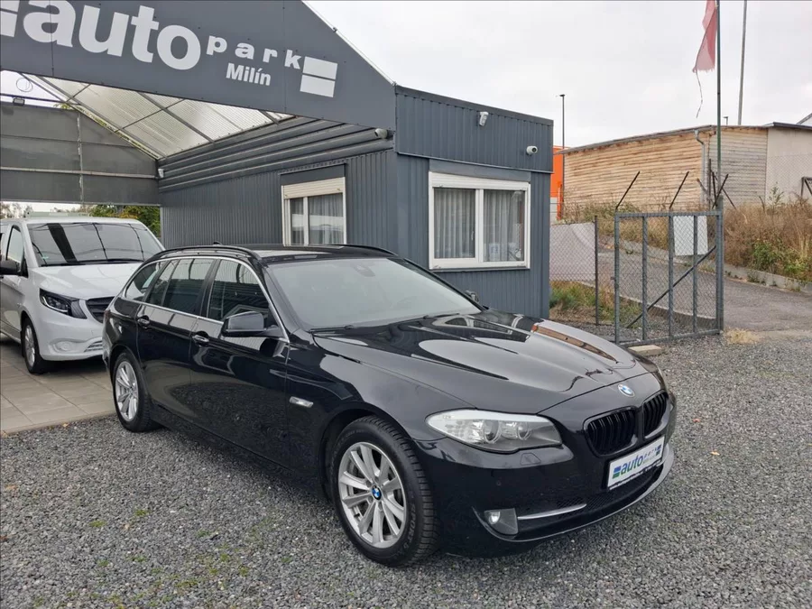 BMW Řada 5 2,0 525D, 160 kw