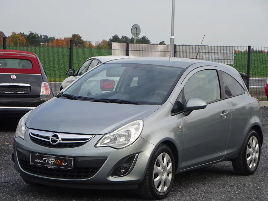 Opel Corsa 1.4i 74kW AUTOMAT SERVISKA
