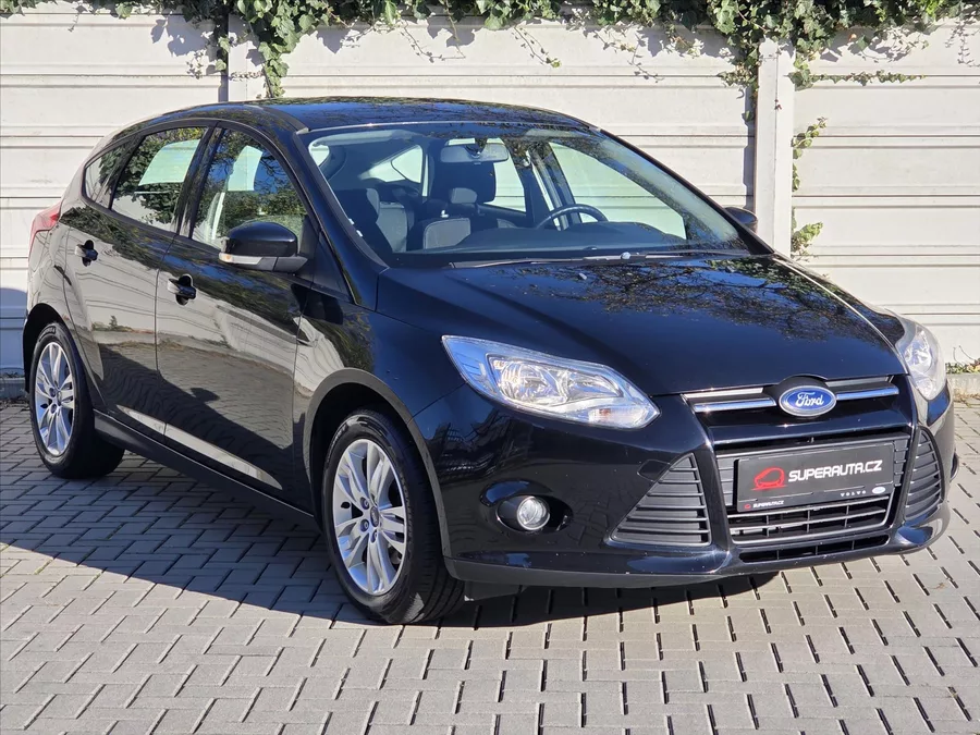 Ford Focus 1,6 Ti-VCT Tažné z. ČR 2.maj 1