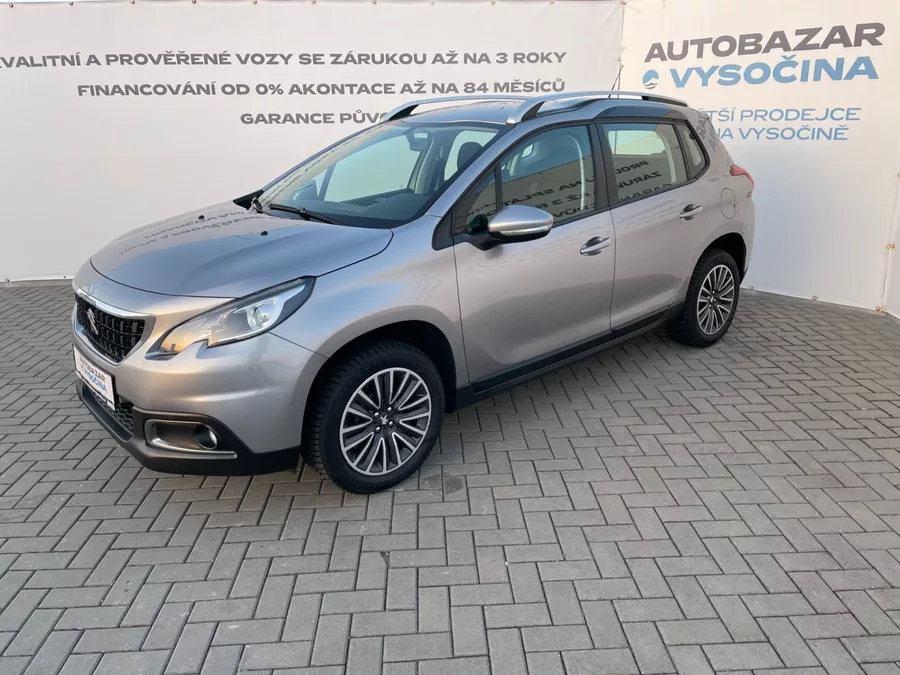 Peugeot 2008 1.2PT Car Play! Navigace!