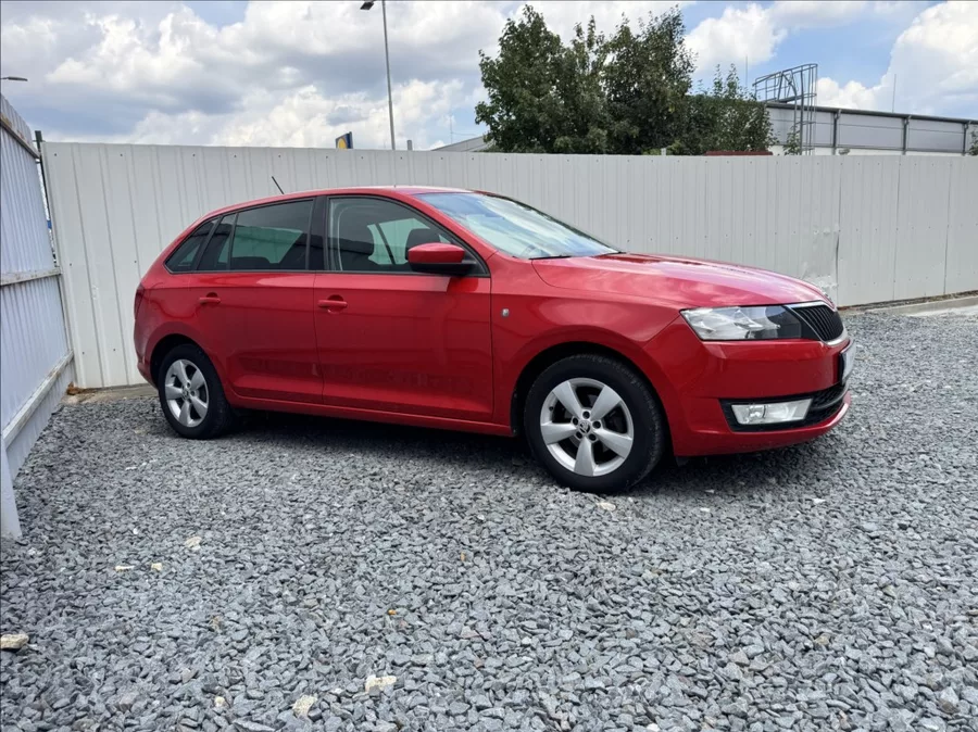Škoda Rapid 1,2 TSI FRESH 1.maj původ ČR