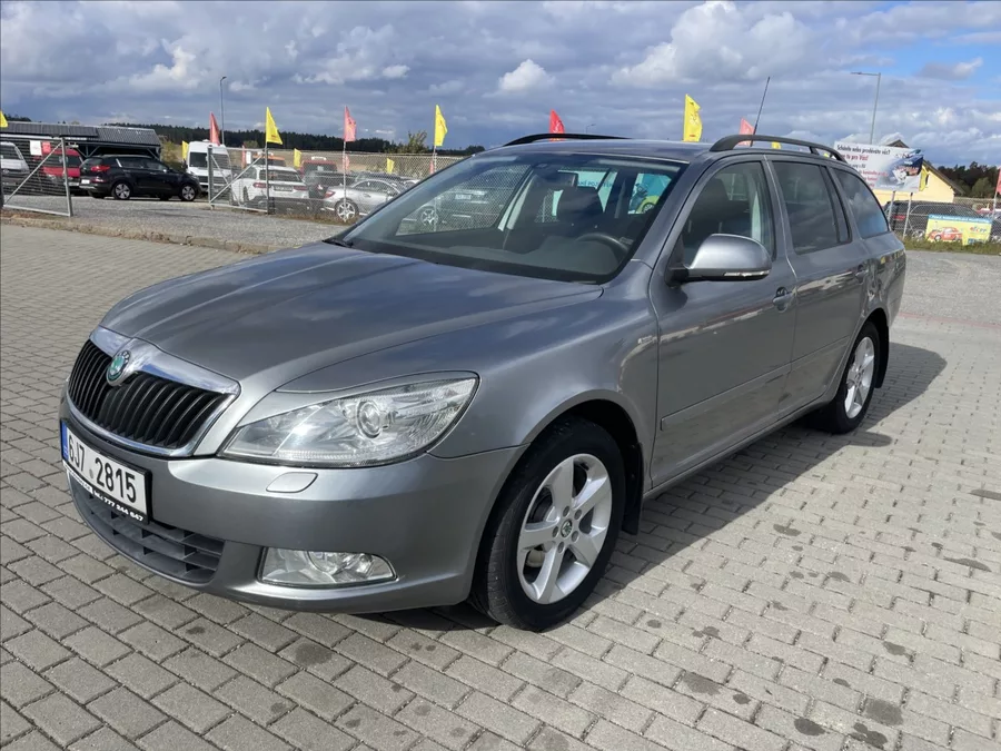 Škoda Octavia 1,2 TSi 77kw Ambiente výborný