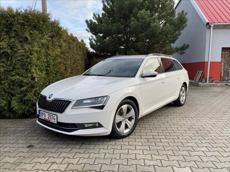Škoda Superb 2,0 TDI Ambition / NAVI