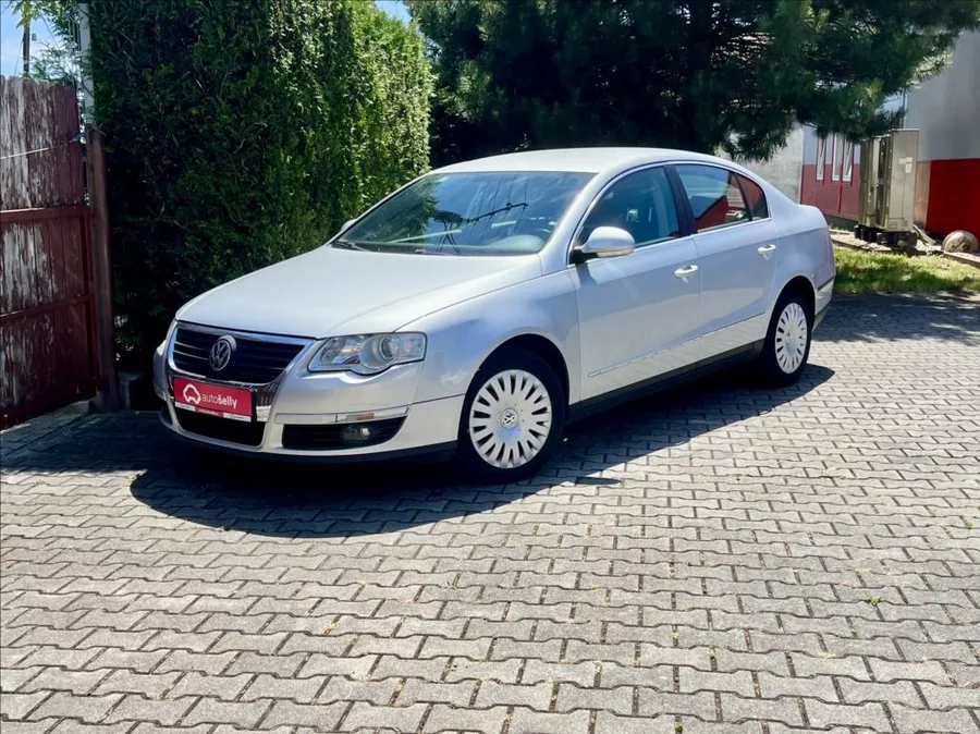 Volkswagen Passat 2,0 FSI COMFORTLINE