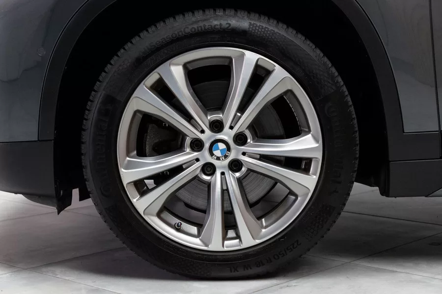 BMW X1 xDrive20d Sport Line*HEAD-UP* - foto 33