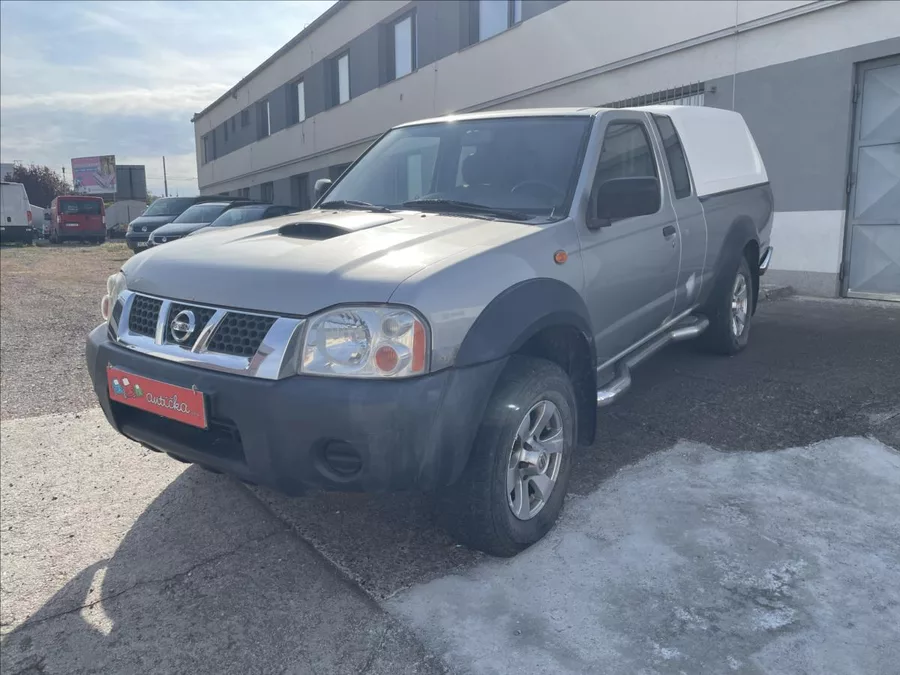 Nissan Navara 2,5 98 kW*King Cab*nová STK