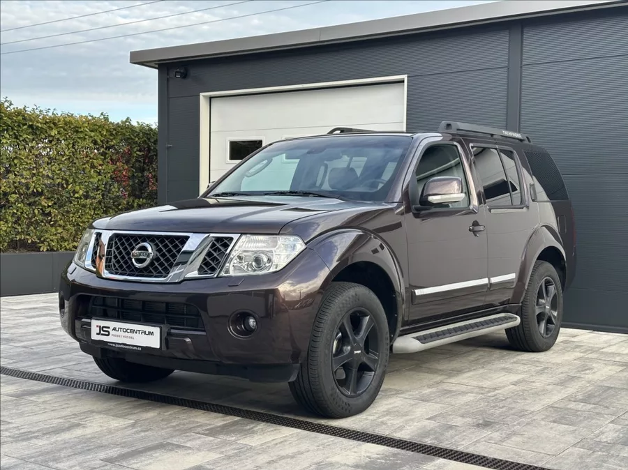 Nissan Pathfinder 3,0 DCI 231PS LE Executive 4x