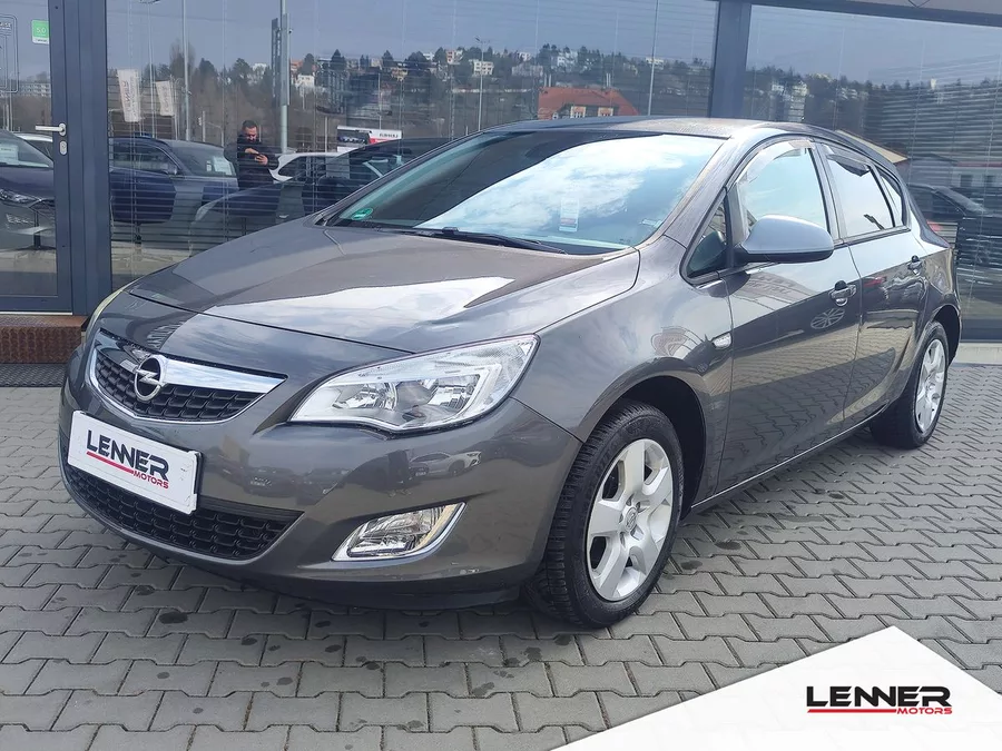 Opel Astra 1.4i/74kW Enjoy