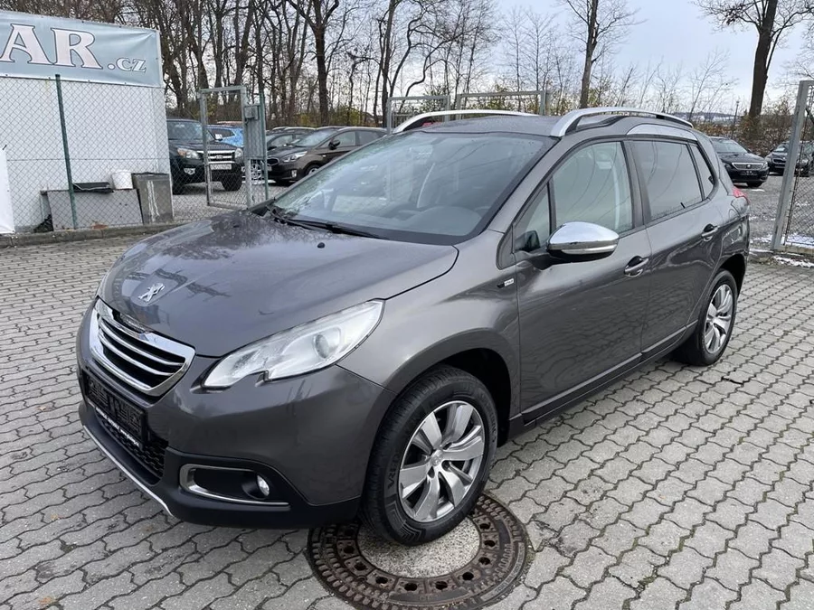 Peugeot 2008 Style 1.2i 60 kW, serviska