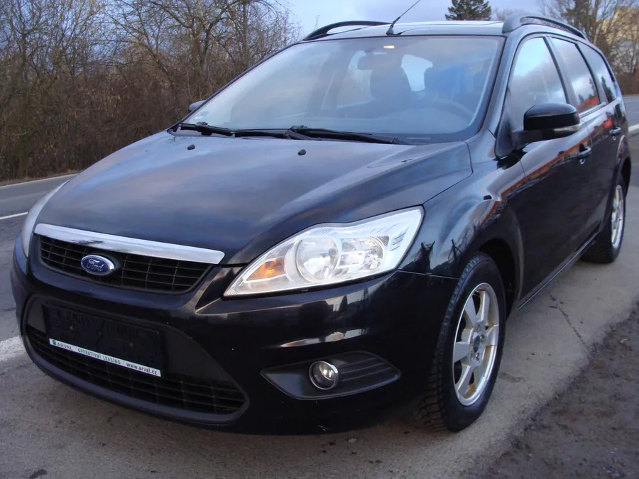 Ford Focus 1.6i, velmi zachovalý