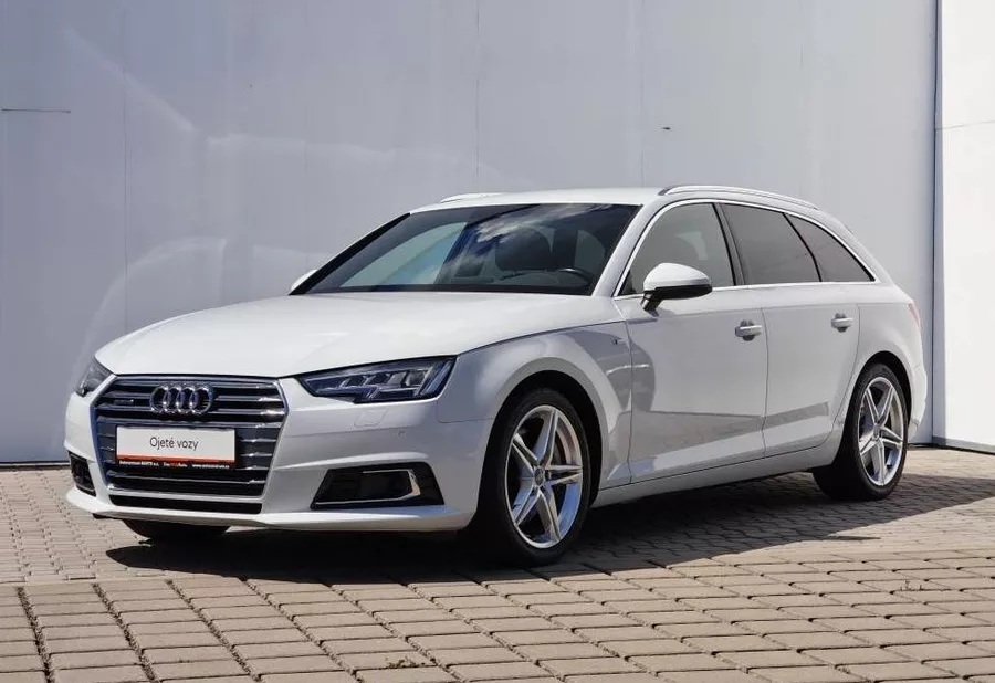 Audi A4 S-Line 2,0 TSI 185 kW Quattro