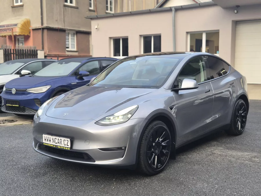 Tesla Model Y LONG RANGE DUAL MOTOR 96,0%
