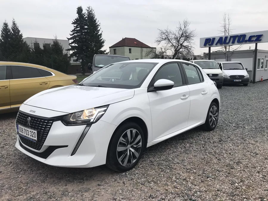 Peugeot 208 1.5 HDI 75 KW,1.MAJ,ČR,DPH...