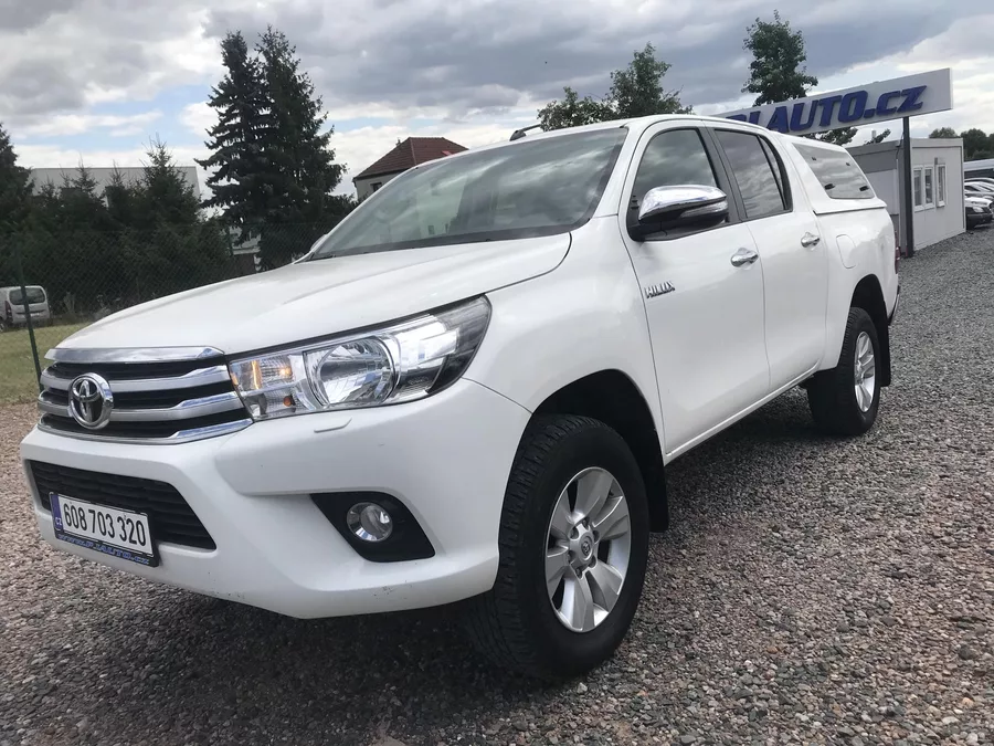 Toyota Hilux 2.4 D 110 ,4x4,AUT.ČR...