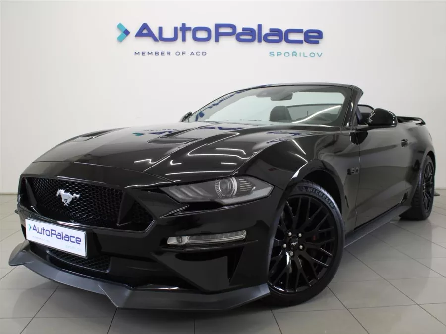 Ford Mustang 5,0 V8 331kW AT 26 700km! EU