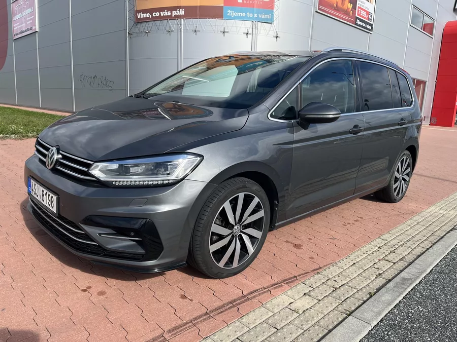 Volkswagen Touran 1.4 TSi R-Line Highline 110 kW