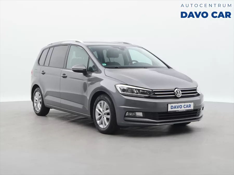 Volkswagen Touran 1,6 TDI DSG Panorama LED 1.Maj