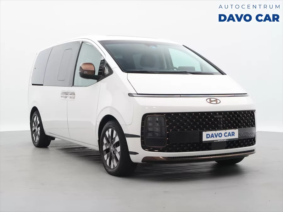 Hyundai Staria 2,2 CRDi 130kW Luxury 4x4 AUT