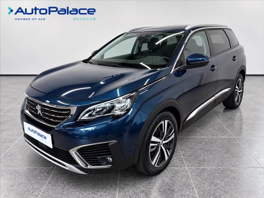 Peugeot 5008 1,6 7 míst/Tažné/Aut/Navi
