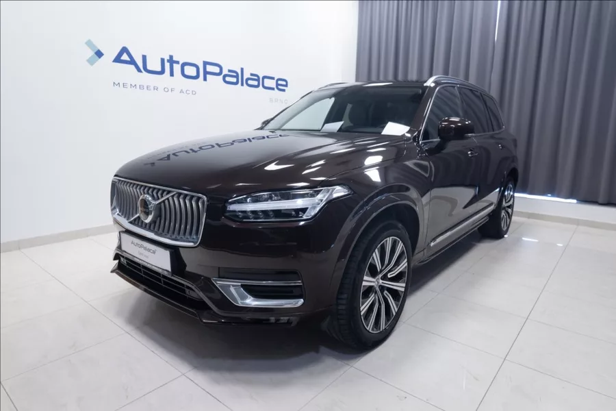 Volvo XC90 2,0 B5 AWD INSCRIPTION 7 MÍST
