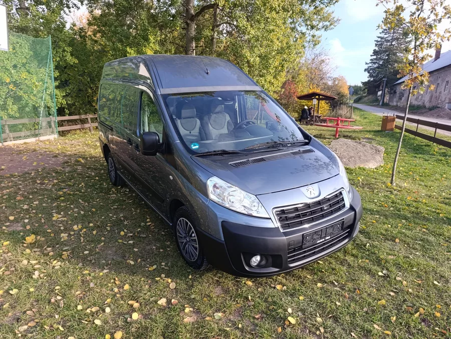 Peugeot Expert 2.0 HDi long L2H2 tažné