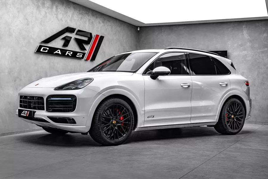 Porsche Cayenne 4.0 GTS Sport Chrono PDLS+ Pan