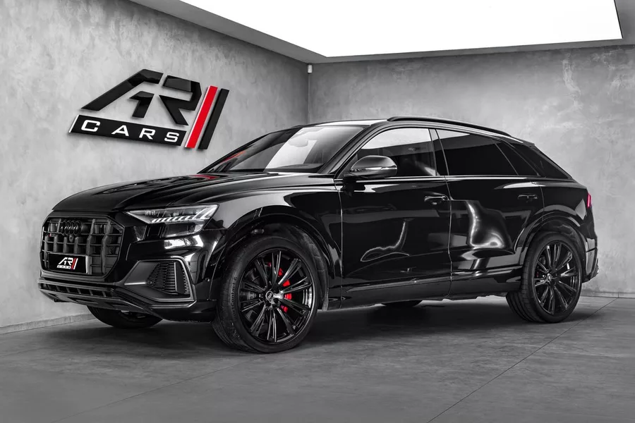 Audi SQ8 competition+, karbon, panorama