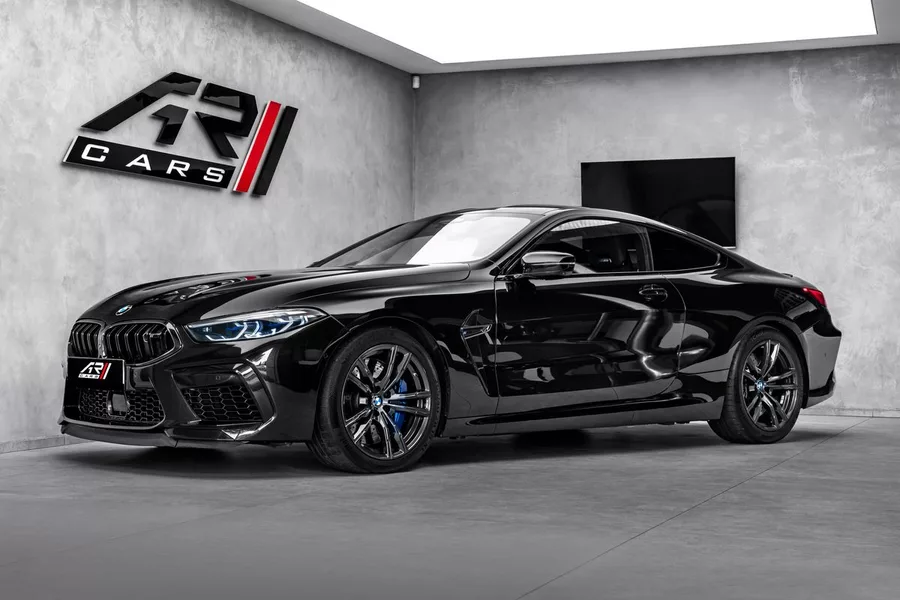 BMW M8 Coupe Competition Night Carbon