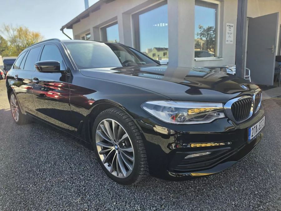 BMW Řada 5 520D TZ Sport Line Harman